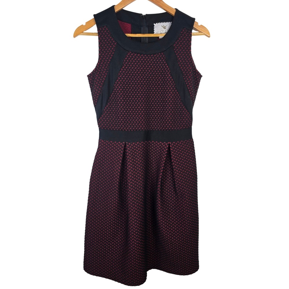 Tabitha Woven Fit and Flare Dress Size 4 Black Red Sleeveless Party Pockets